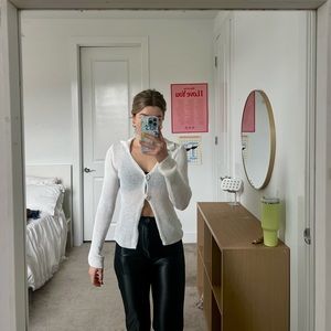 Pretty Little Thing White Collard Sweater